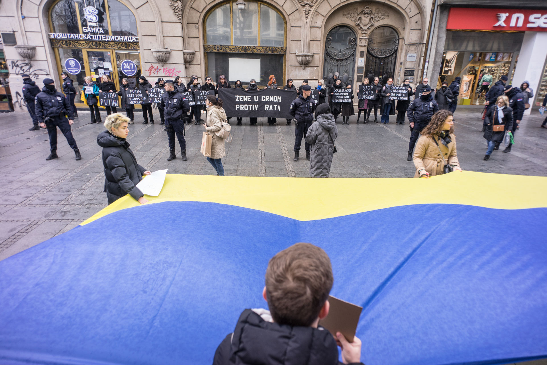 Stop ratu u Ukrajini! Stop ratu u Ukrajini!