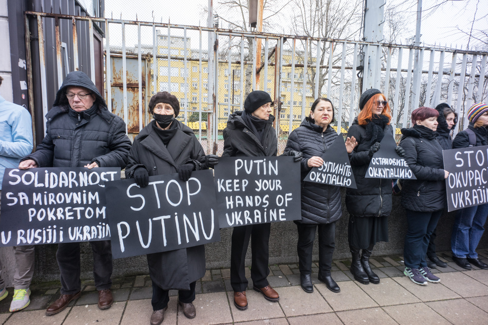 Stop ratu u Ukrajini! Stop ratu u Ukrajini!