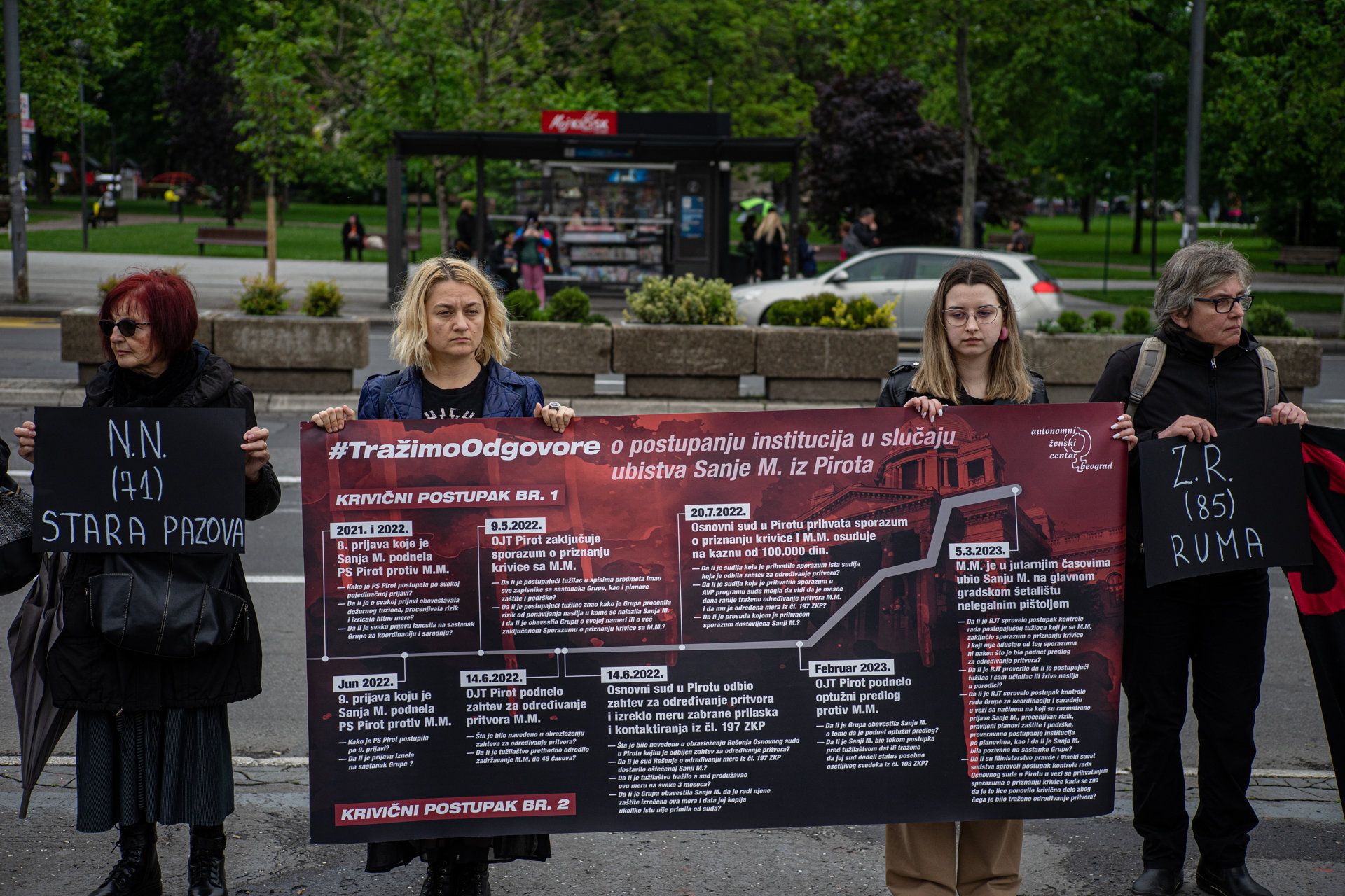 Stop ubijanju žena! Stop ubijanju žena!