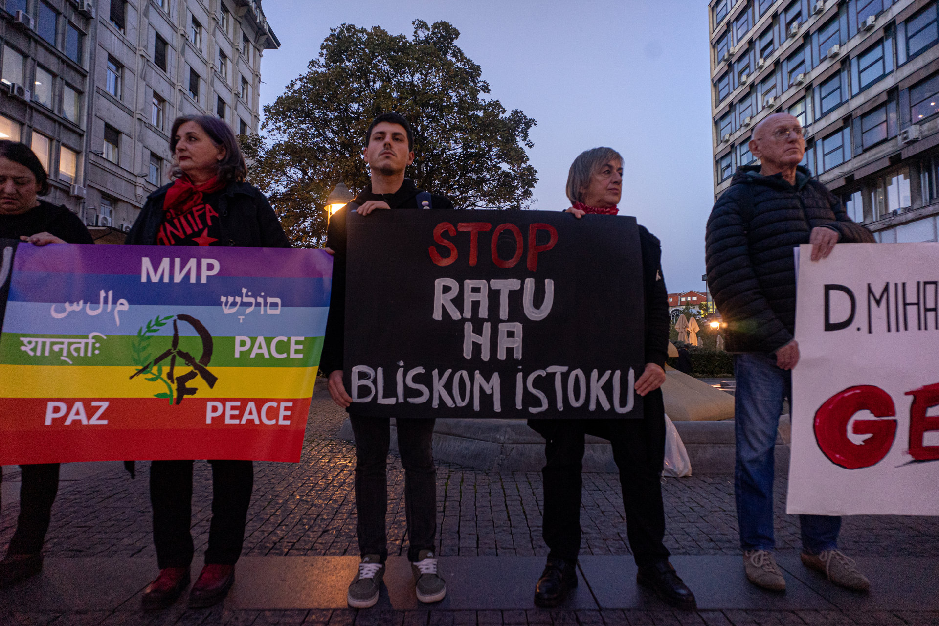 Stop ratu na Bliskom Istoku Stop ratu na Bliskom Istoku