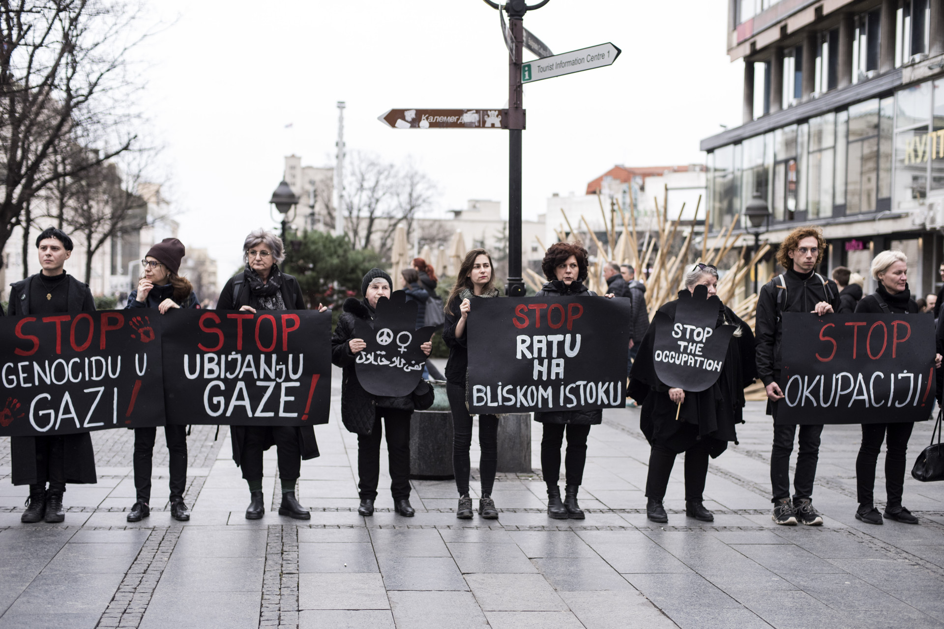 Stop ratu u Ukrajini! Stop ratu na Bliskom Istoku Stop ratu u Ukrajini! Stop ratu na Bliskom Istoku