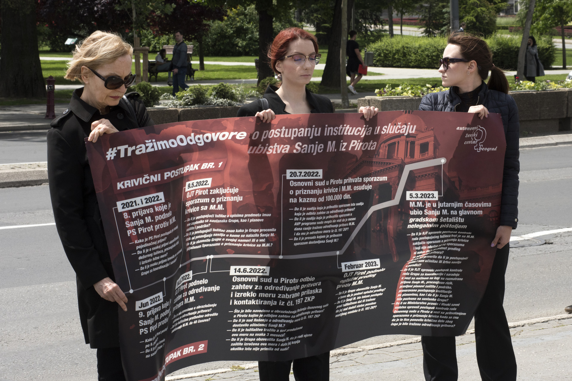 Pamtimo ubijene žene! Pamtimo ubijene žene!