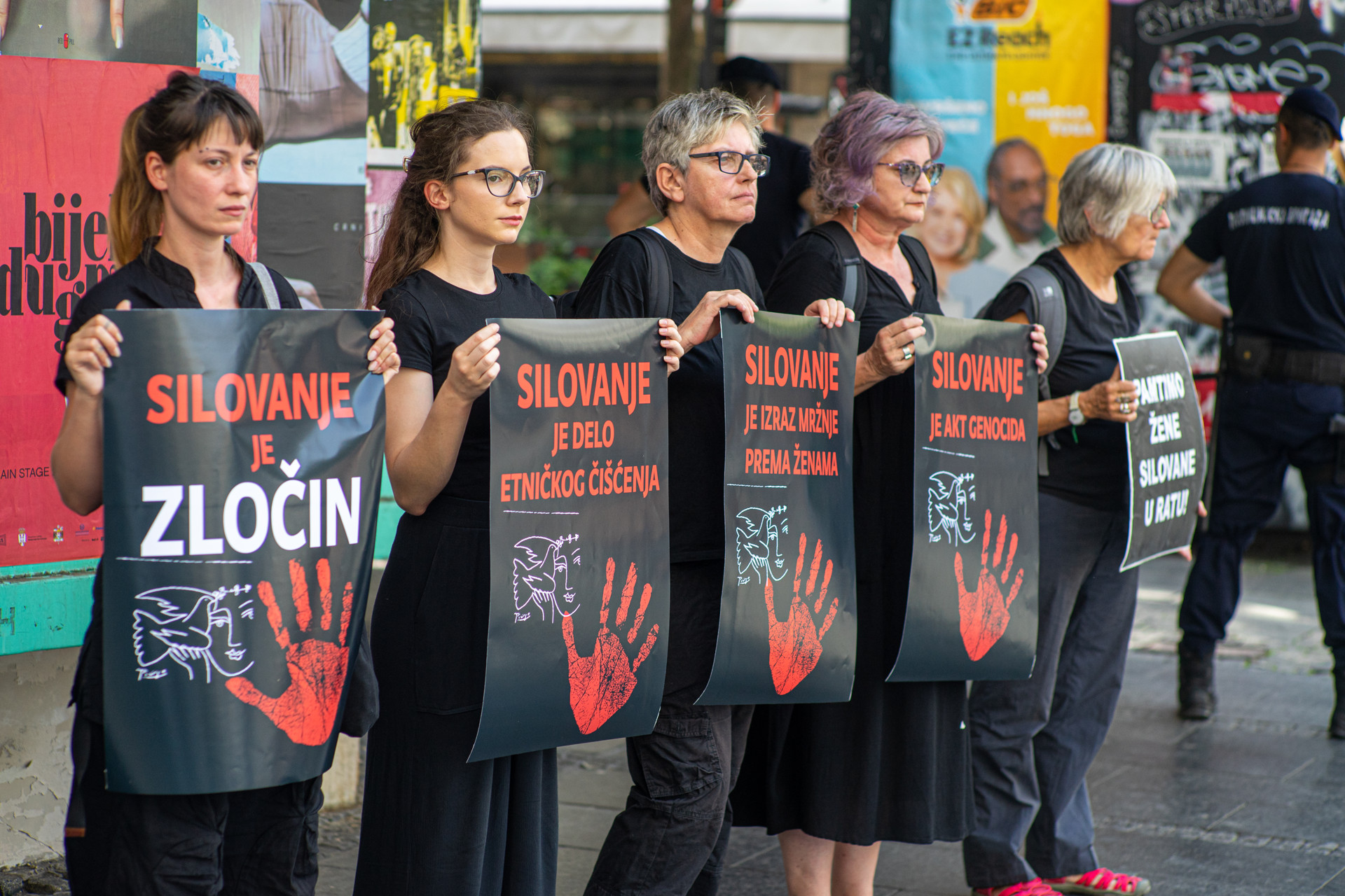 Pamtimo žene silovane u ratu! Pamtimo žene silovane u ratu!