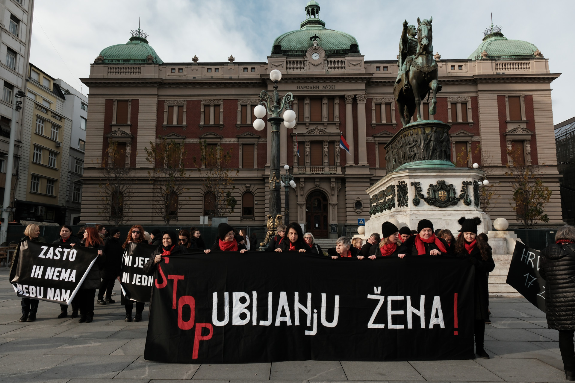 Stop femicidu! Stop femicidu!