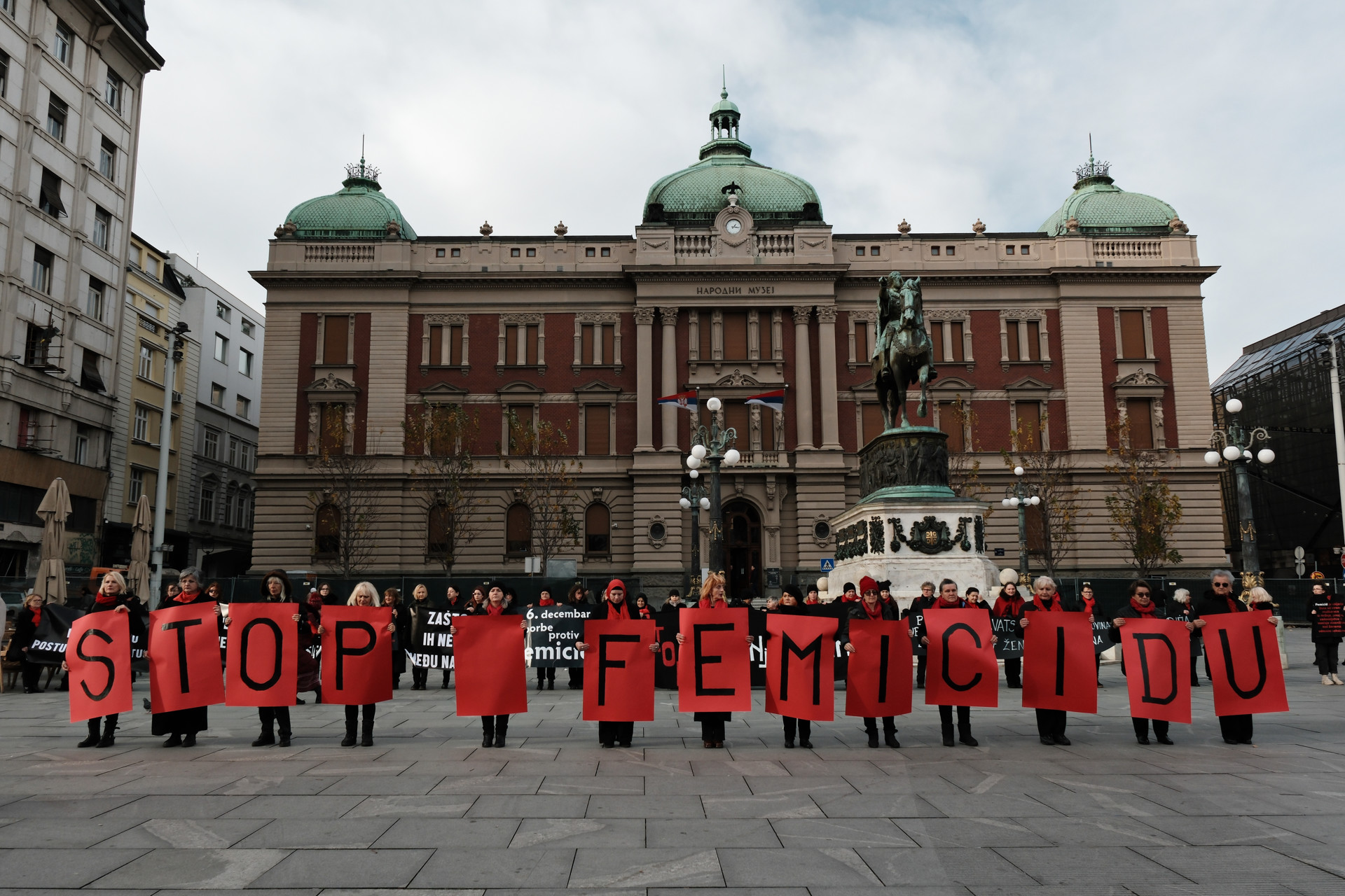 Stop femicidu! Stop femicidu!