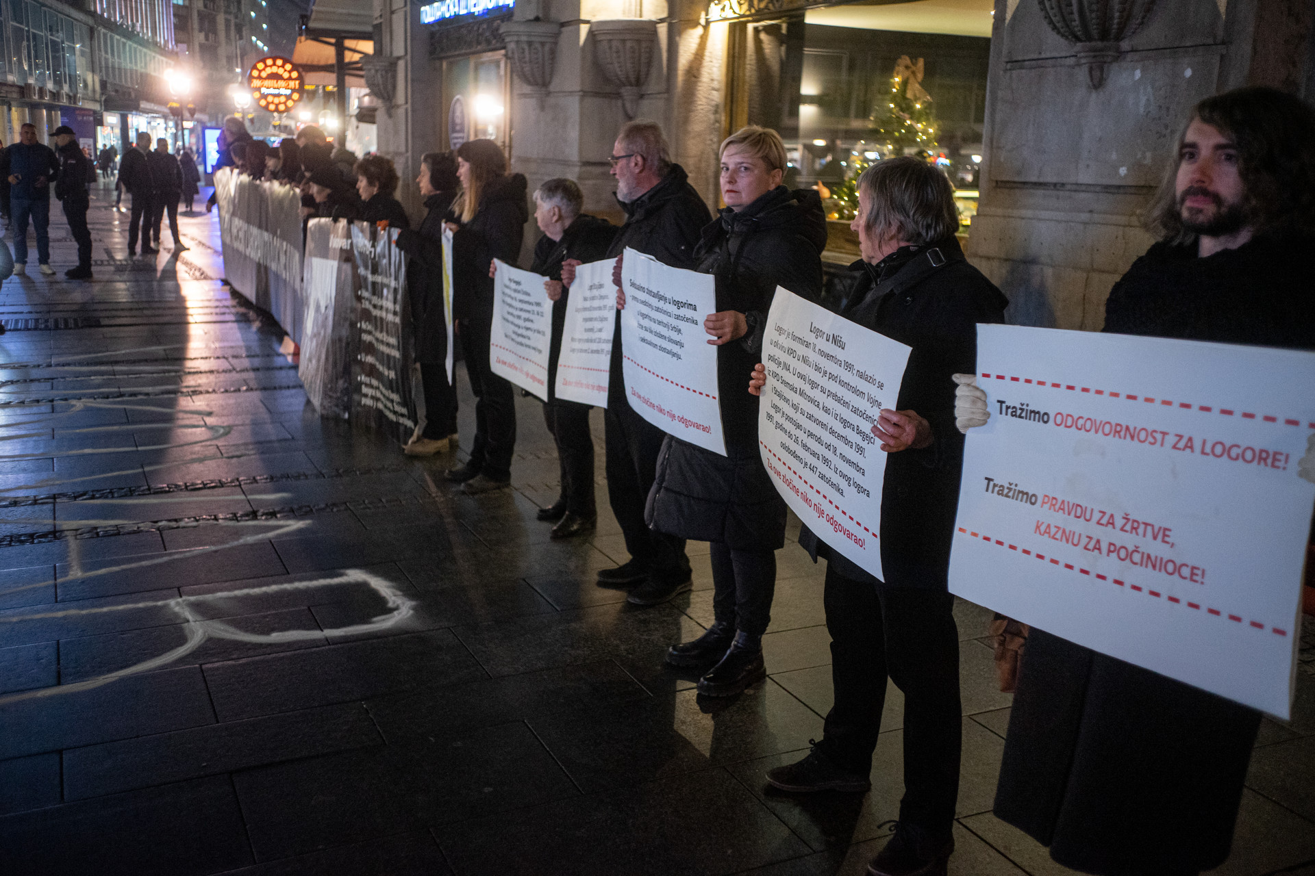 Nikada nećemo zaboraviti zločine u Vukovaru! Nikada nećemo zaboraviti zločine u Vukovaru!