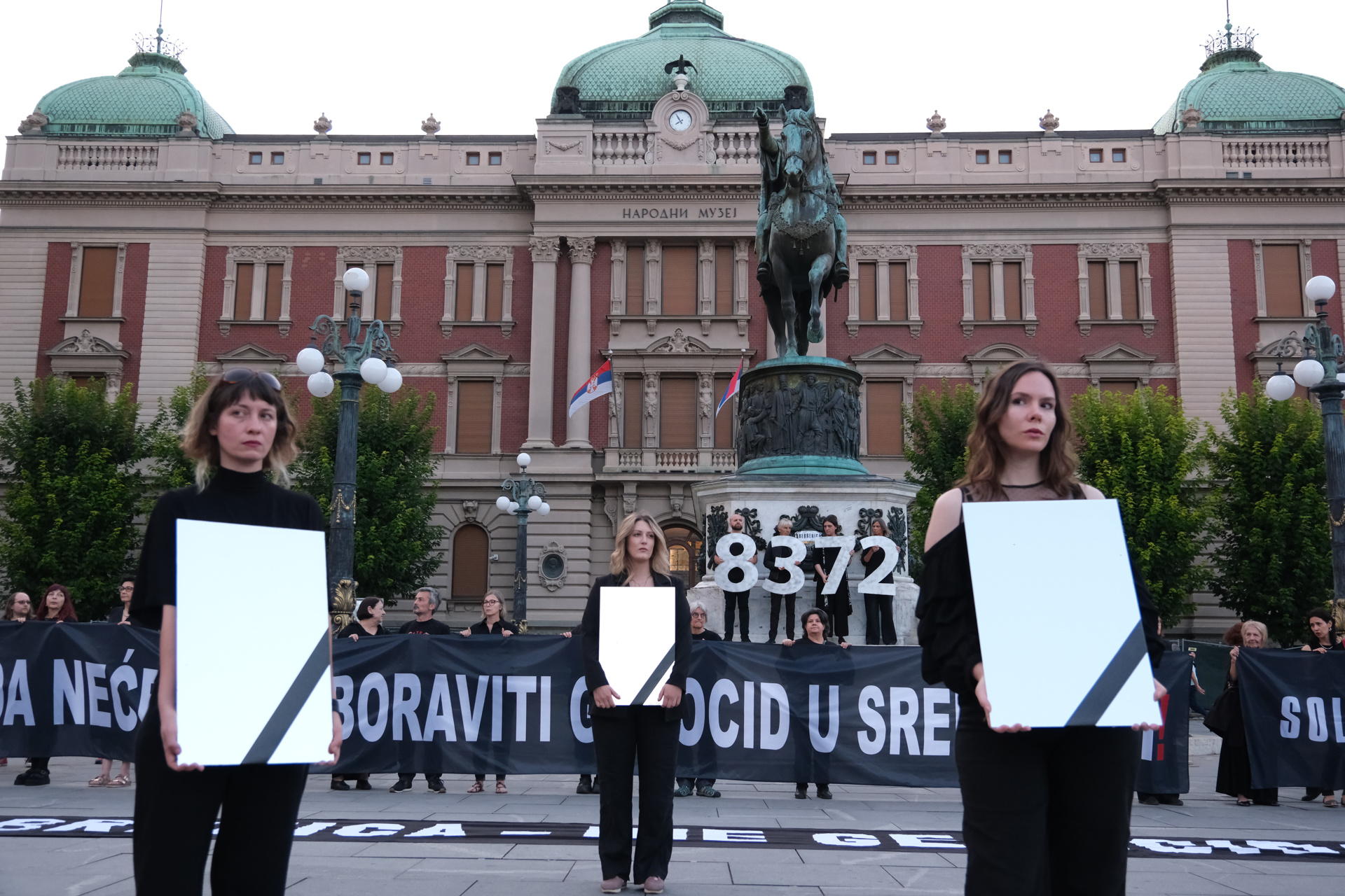 Stop femicidu! Stop femicidu!