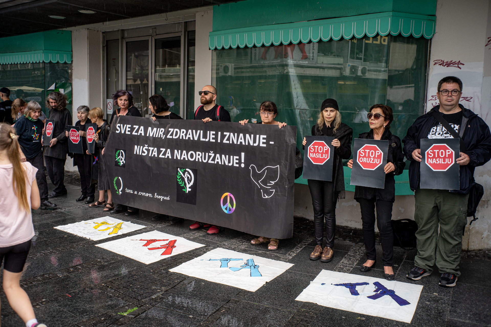 Sve za mir, zdravlje i znanje, ništa za naoružanje Sve za mir, zdravlje i znanje, ništa za naoružanje