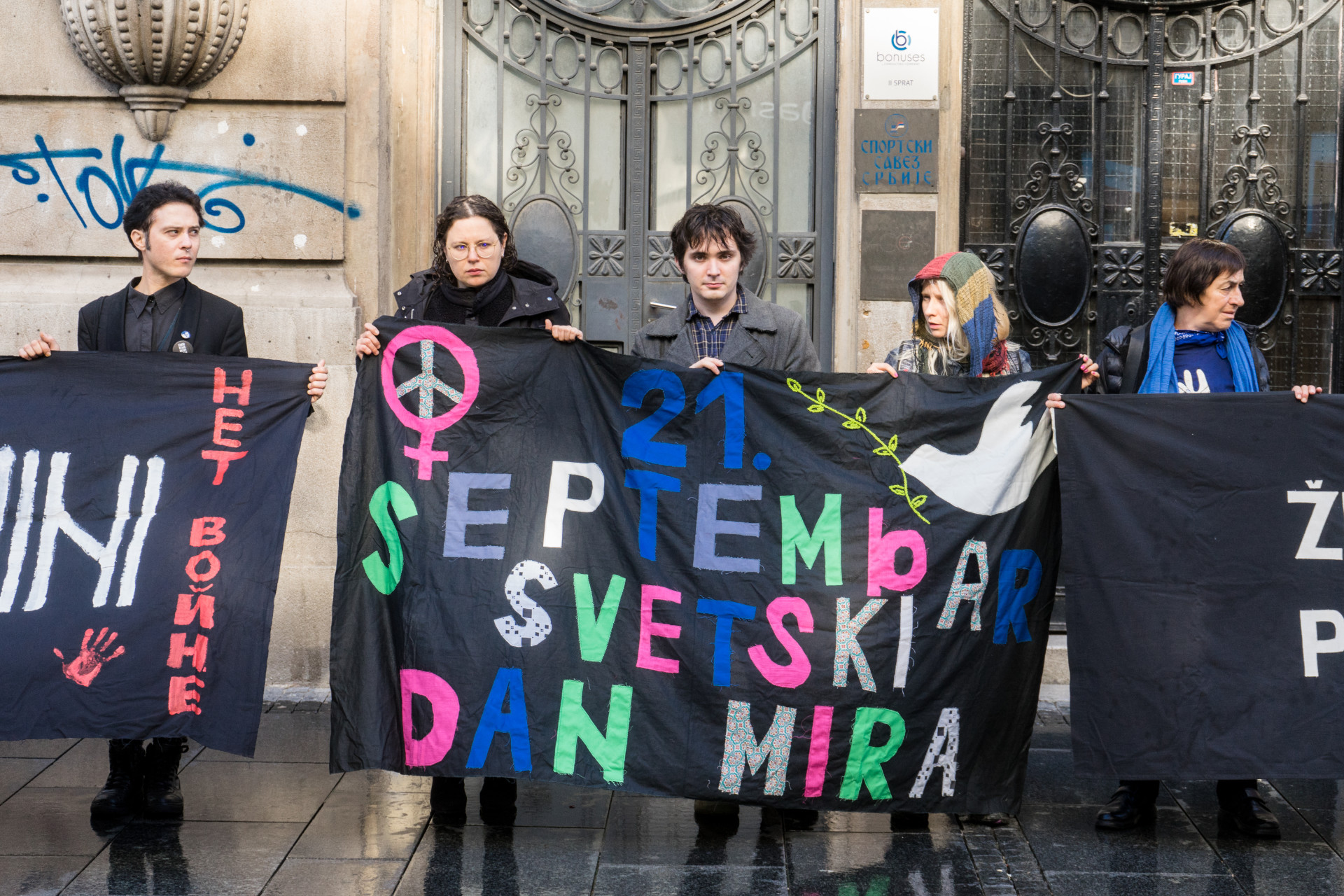 Stop ratu u Ukrajini! Stop ratu u Ukrajini!