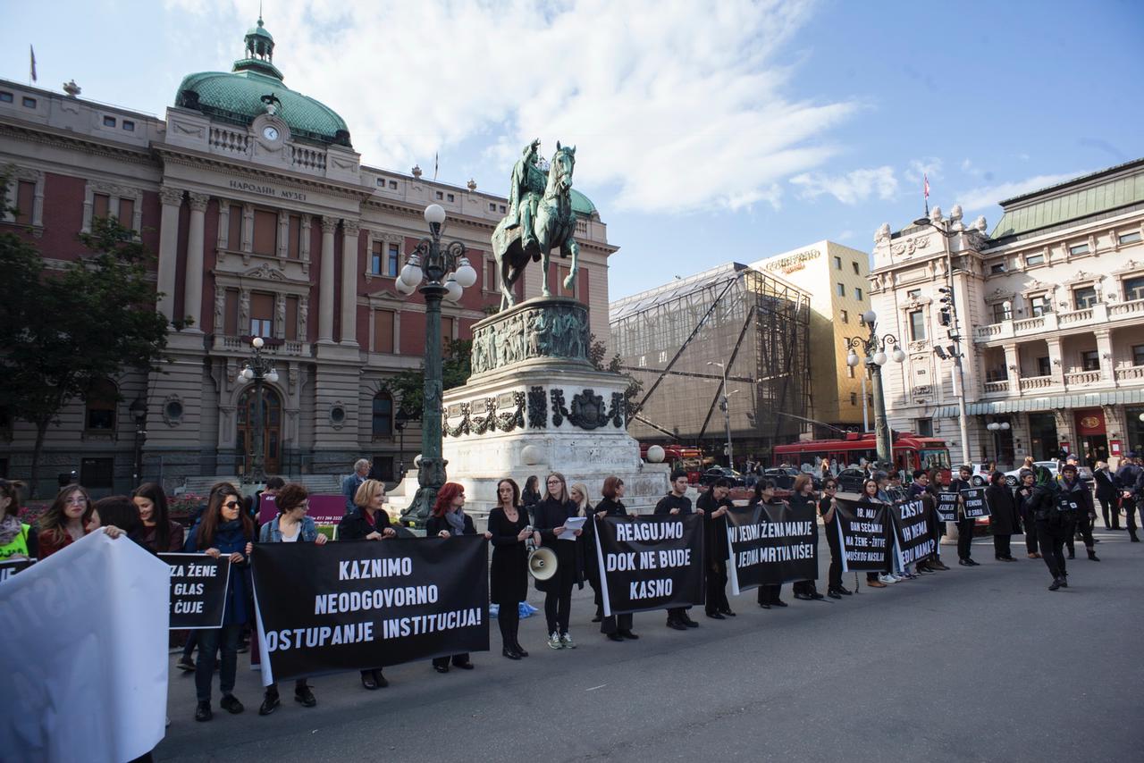 Ni jedna žena manje, ni jedna mrtva više Ni jedna žena manje, ni jedna mrtva više