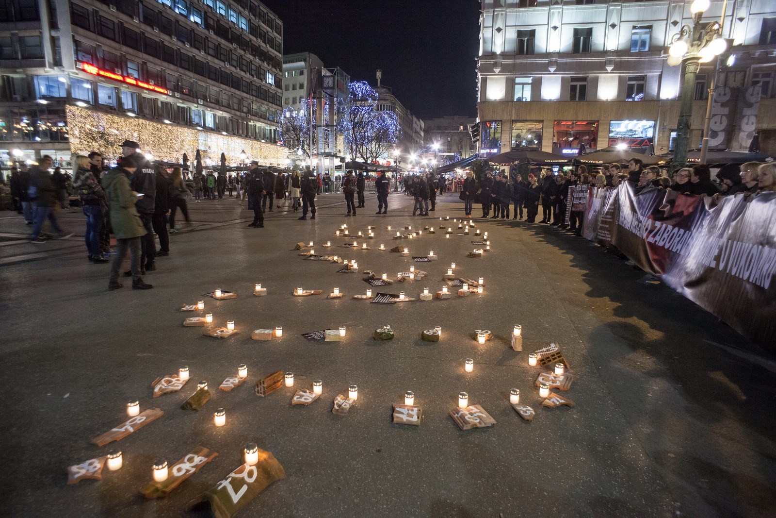 Nikada nećemo zaboraviti zločine u Vukovaru Nikada nećemo zaboraviti zločine u Vukovaru